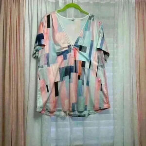 Pixie Lady XL zipper V neck top short sleeve Item # 1O